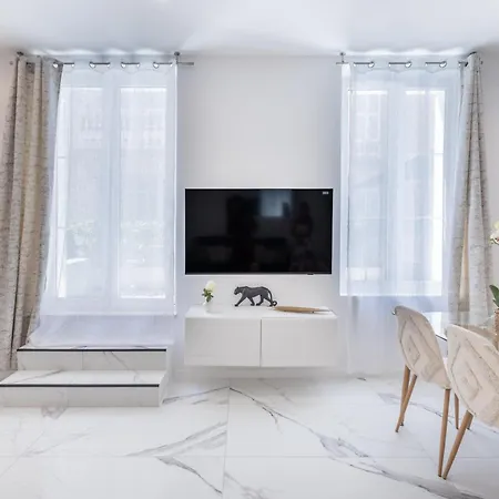 Apartment Lb Vacation I Renovated Minutes From - Palais - 30m2 Terrace *