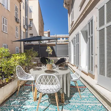 Apartment Lb Vacation I Renovated Minutes From - Palais - 30m2 Terrace *
