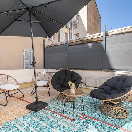 Apartment Lb Vacation I Renovated Minutes From - Palais - 30m2 Terrace *